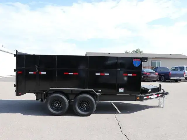 KC trash hauling dump trailer — Kansas City junk removal